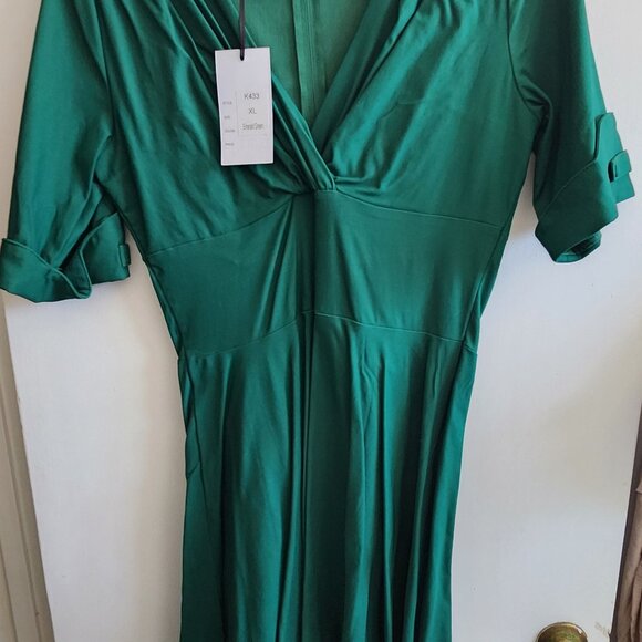 Unique Vintage XL Emerald Green Delores Swing Dress with Sleeves BNWT - Picture 2 of 4